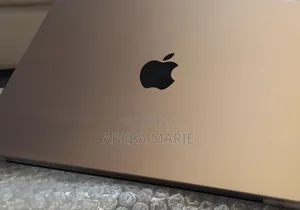 New Laptop Apple MacBook Pro M1 16GB Apple M1 Pro SSD 512GB