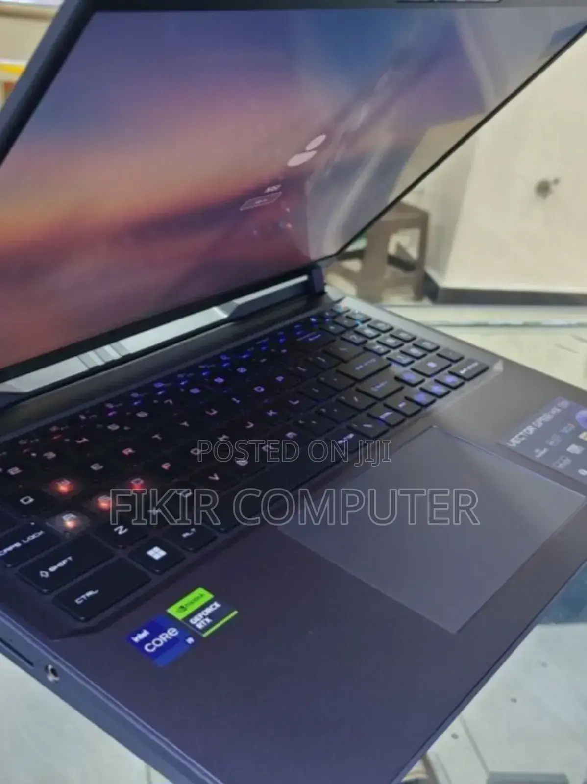 New Laptop MSI Vector GP68 HX 13V 16GB Intel Core I9 SSD 1T