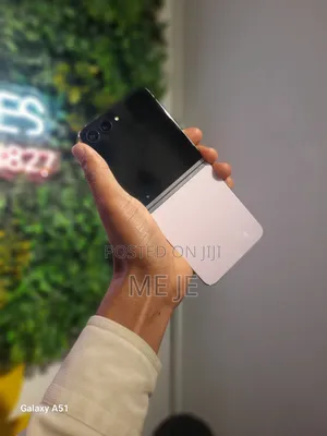 Samsung Galaxy Z Flip 5 256 GB Pink