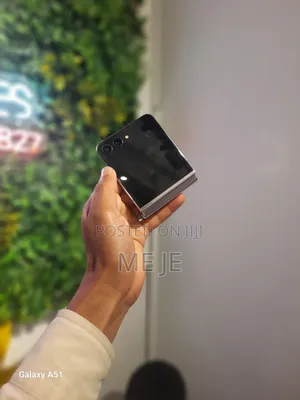 Samsung Galaxy Z Flip 5 256 GB Pink