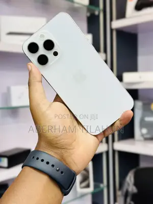 Photo - Apple iPhone 15 Pro Max 256 GB White