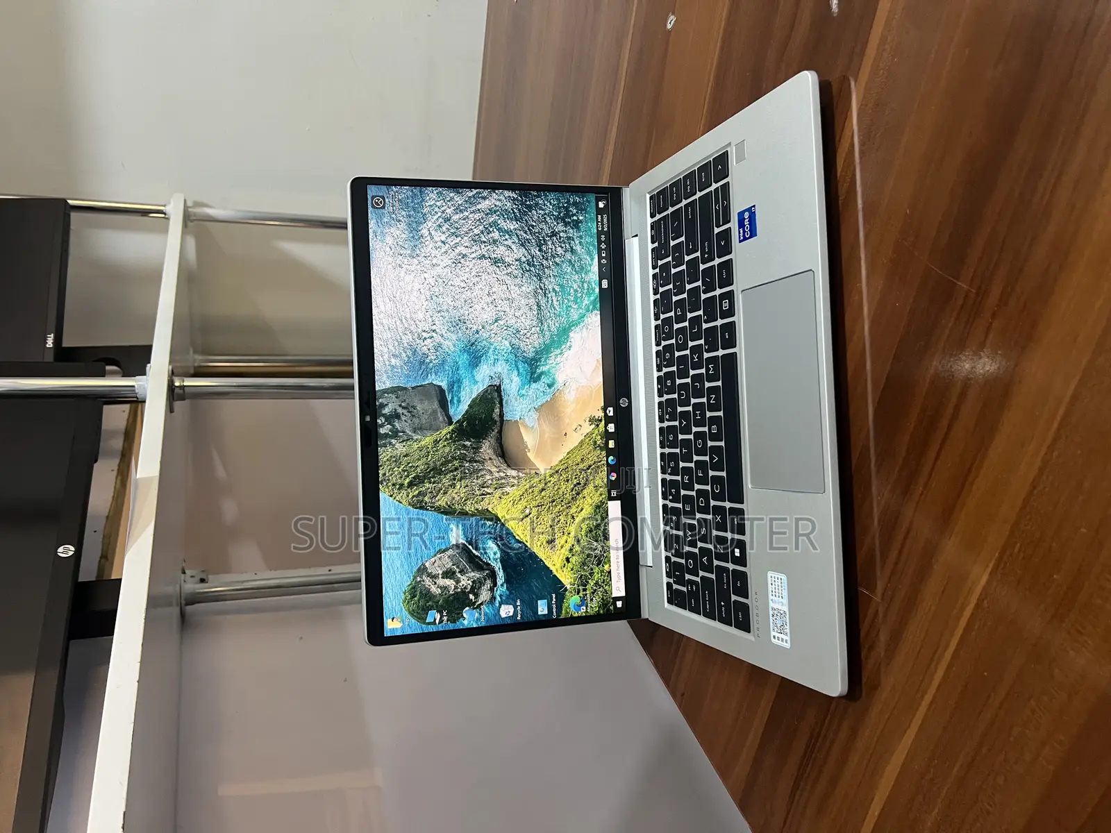 New Laptop HP ProBook 440 G10 16GB Intel Core I7 SSD 512GB