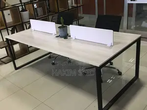 Conference/Meeting/Workstation/Table/Office