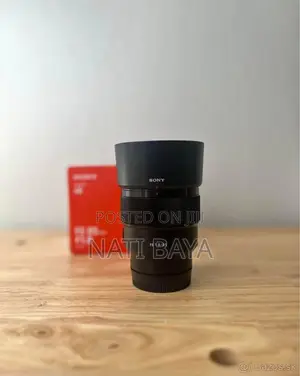 Photo - Sony 85mm Fe 1.8 Lens