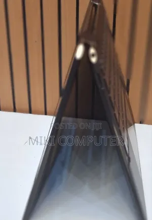 New Laptop HP Spectre X360 16GB Intel Core I5 SSD 1T