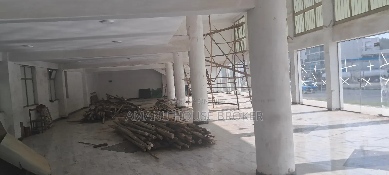 Urgently Av. For Rent as a Showroom in a Garment Area on a Main Road.