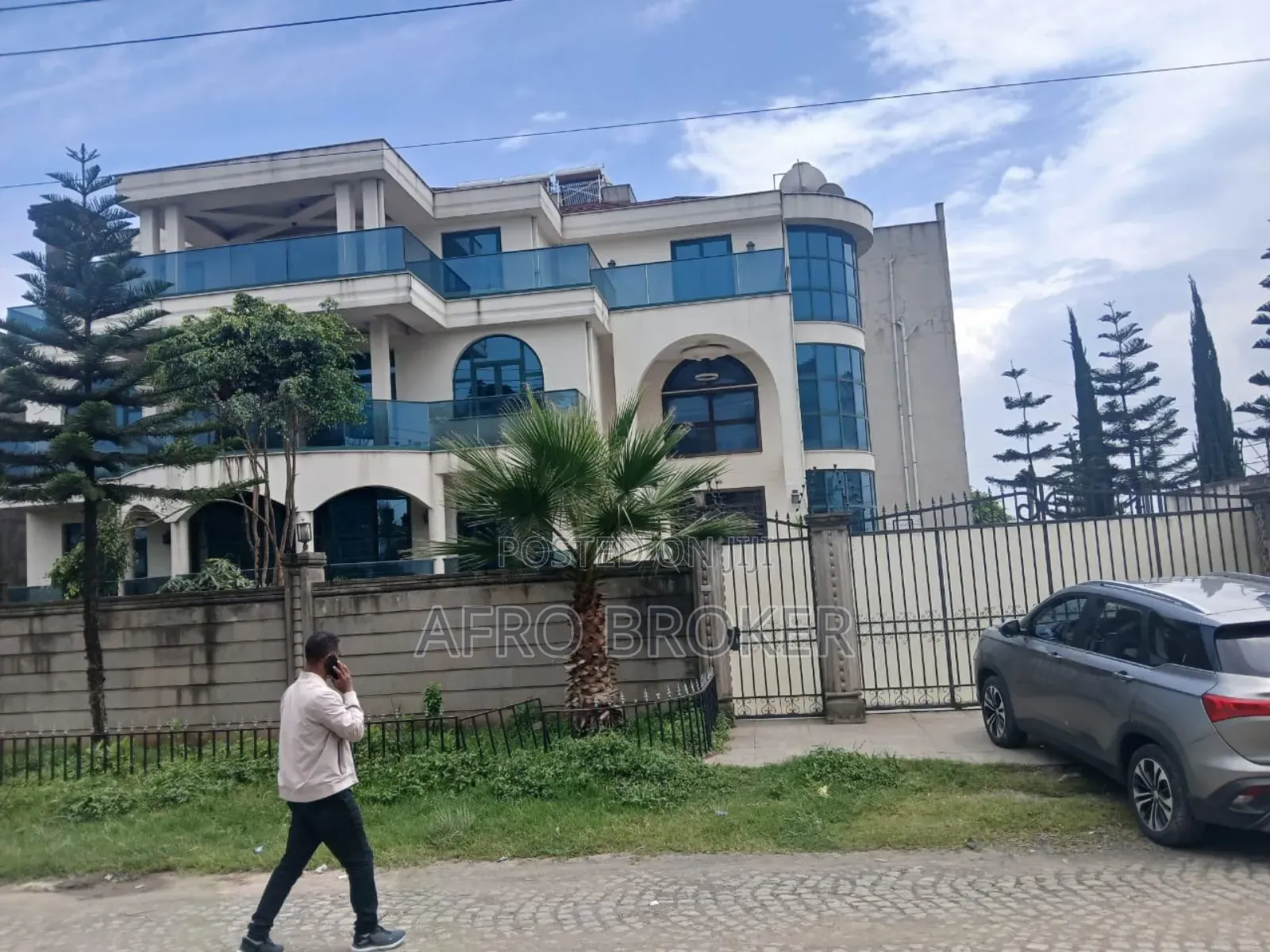 Commercial Building Sell