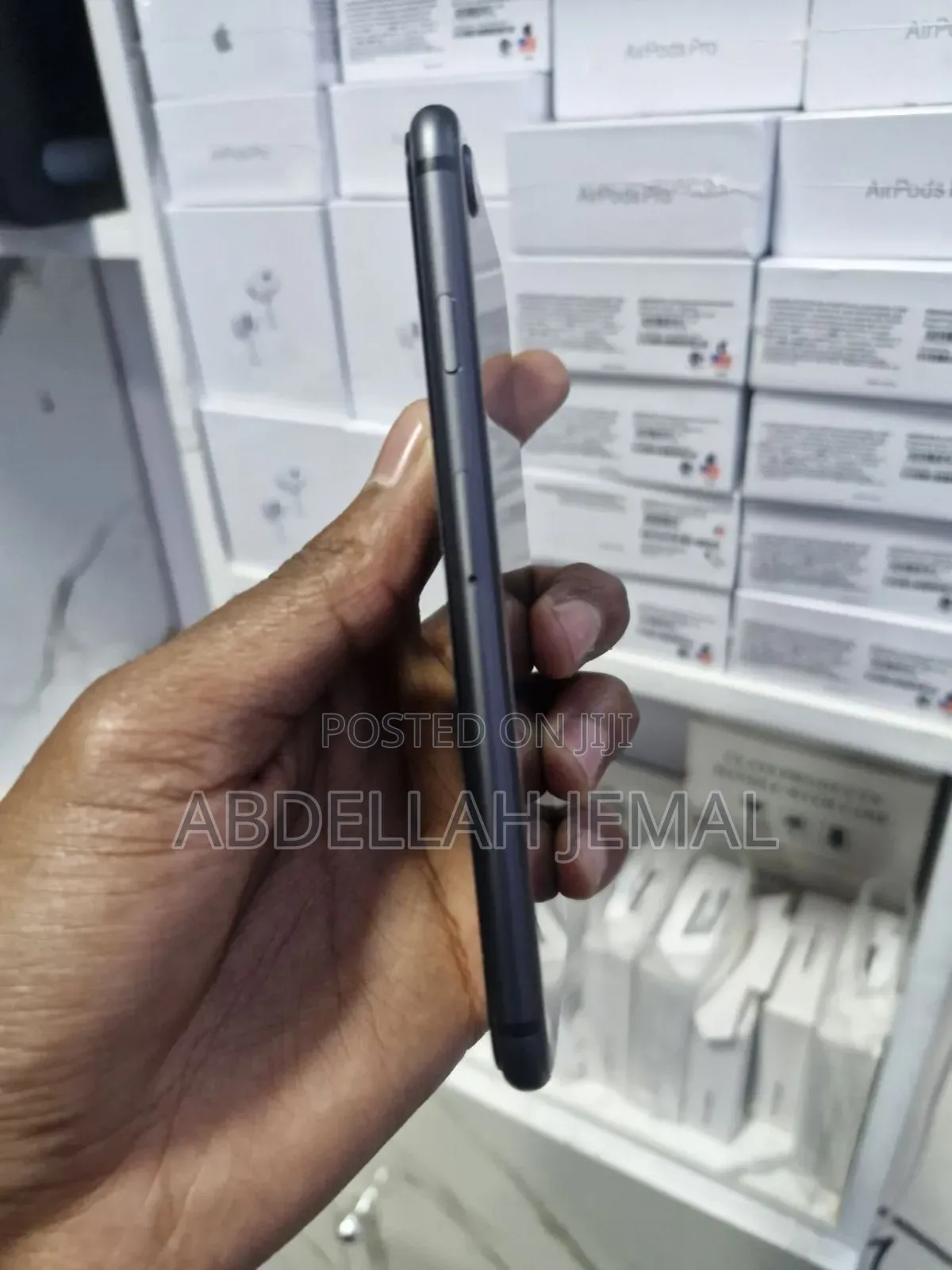 New Apple iPhone 8 64 GB Black