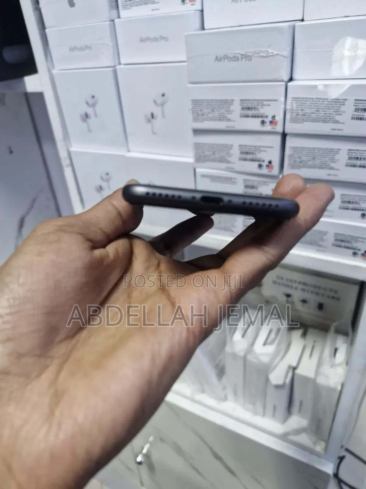 New Apple iPhone 8 64 GB Black