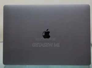 New Laptop Apple MacBook Pro 2019 32GB Intel Core I9 SSD 512GB