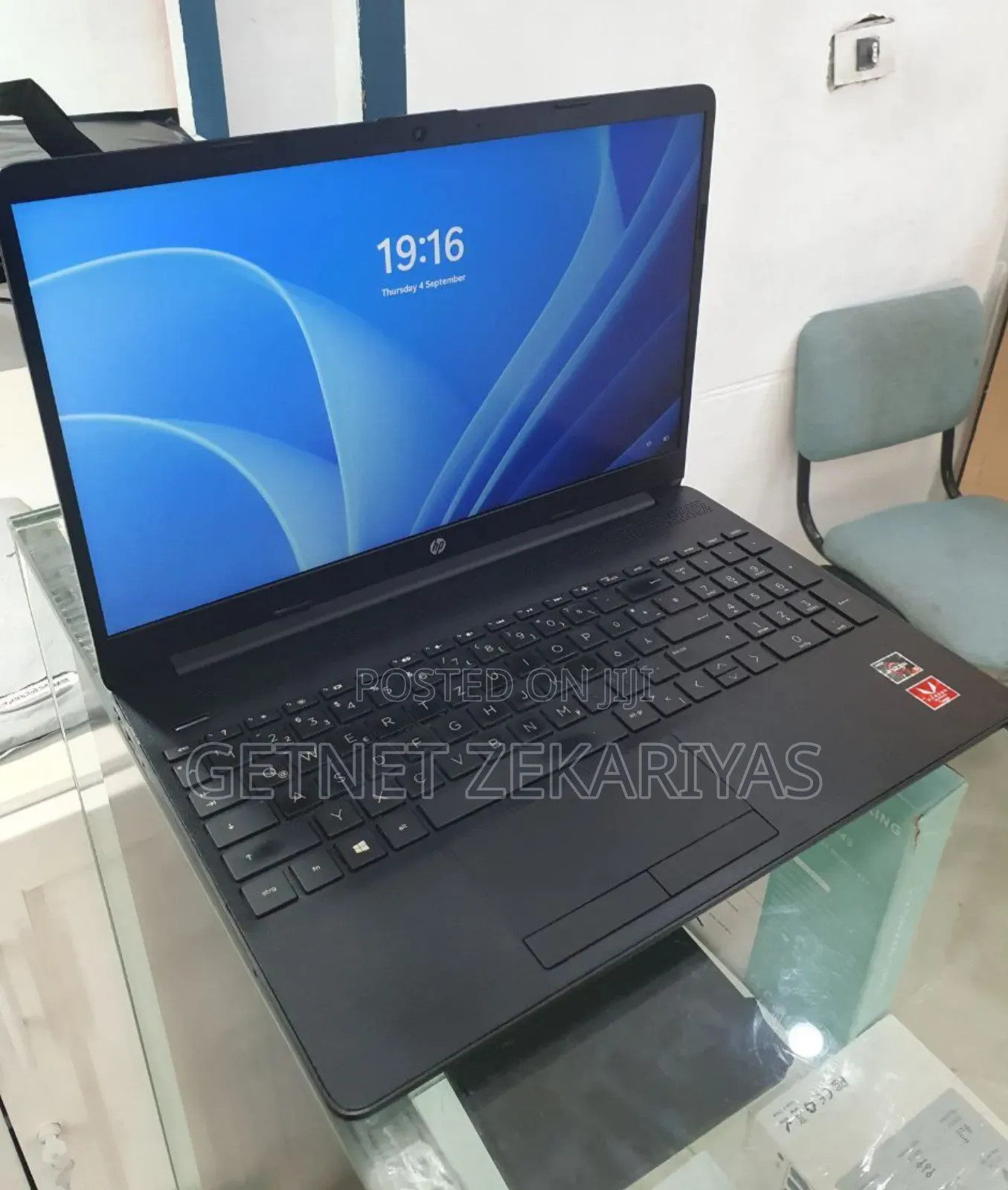 New Laptop HP EliteBook 840 G7 8GB AMD Ryzen 7 SSD 256GB