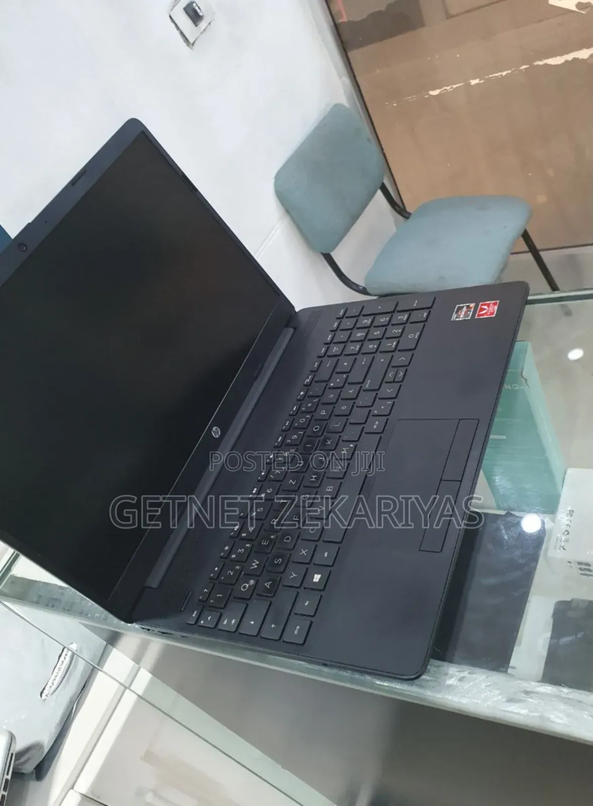 New Laptop HP EliteBook 840 G7 8GB AMD Ryzen 7 SSD 256GB