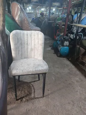 Photo - Metal Leg With Fabric Chairs