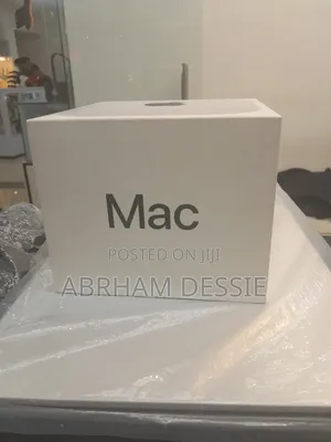 New Laptop Apple MacBook 16GB Apple M4 SSD 256GB