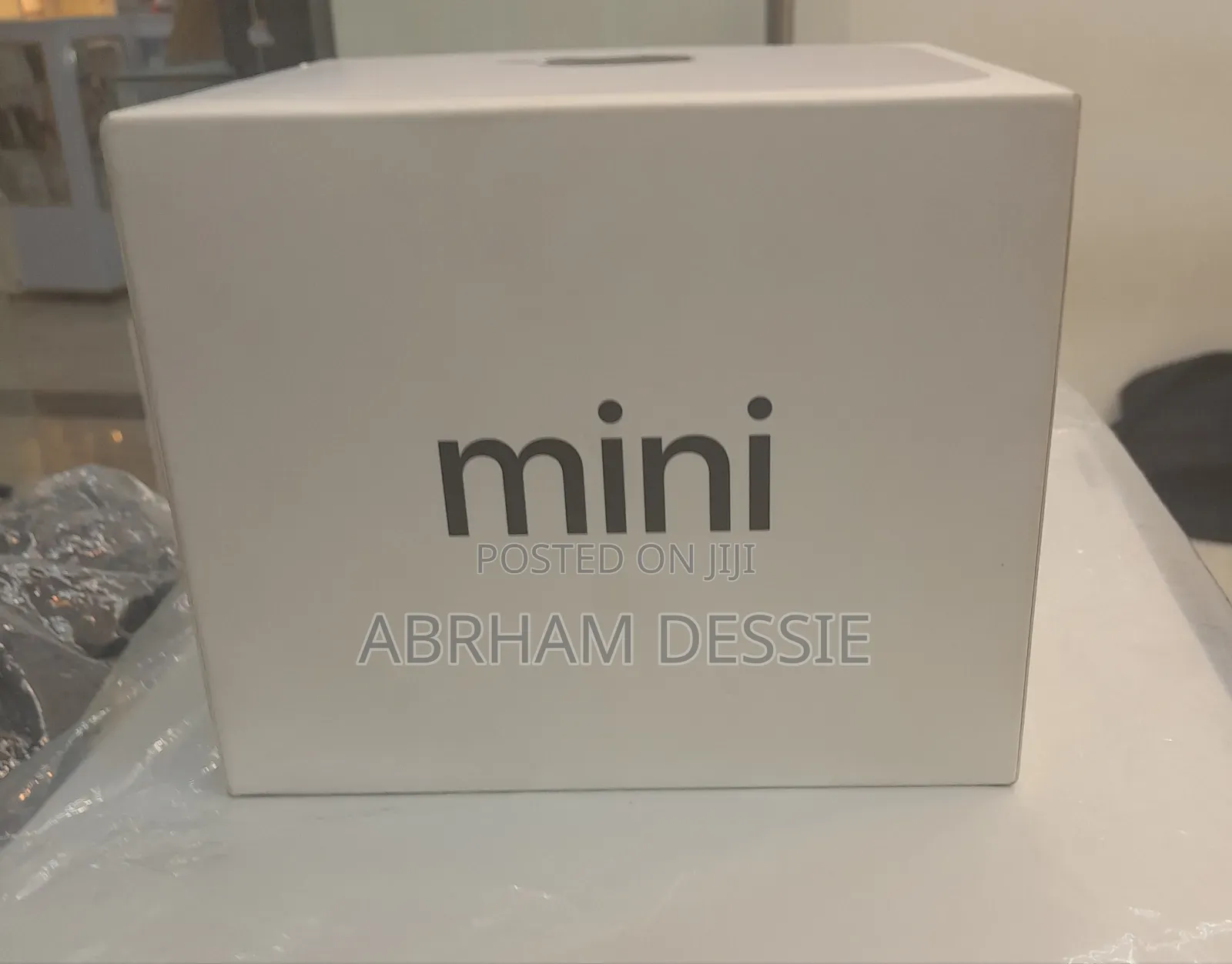 New Laptop Apple MacBook 16GB Apple M4 SSD 256GB