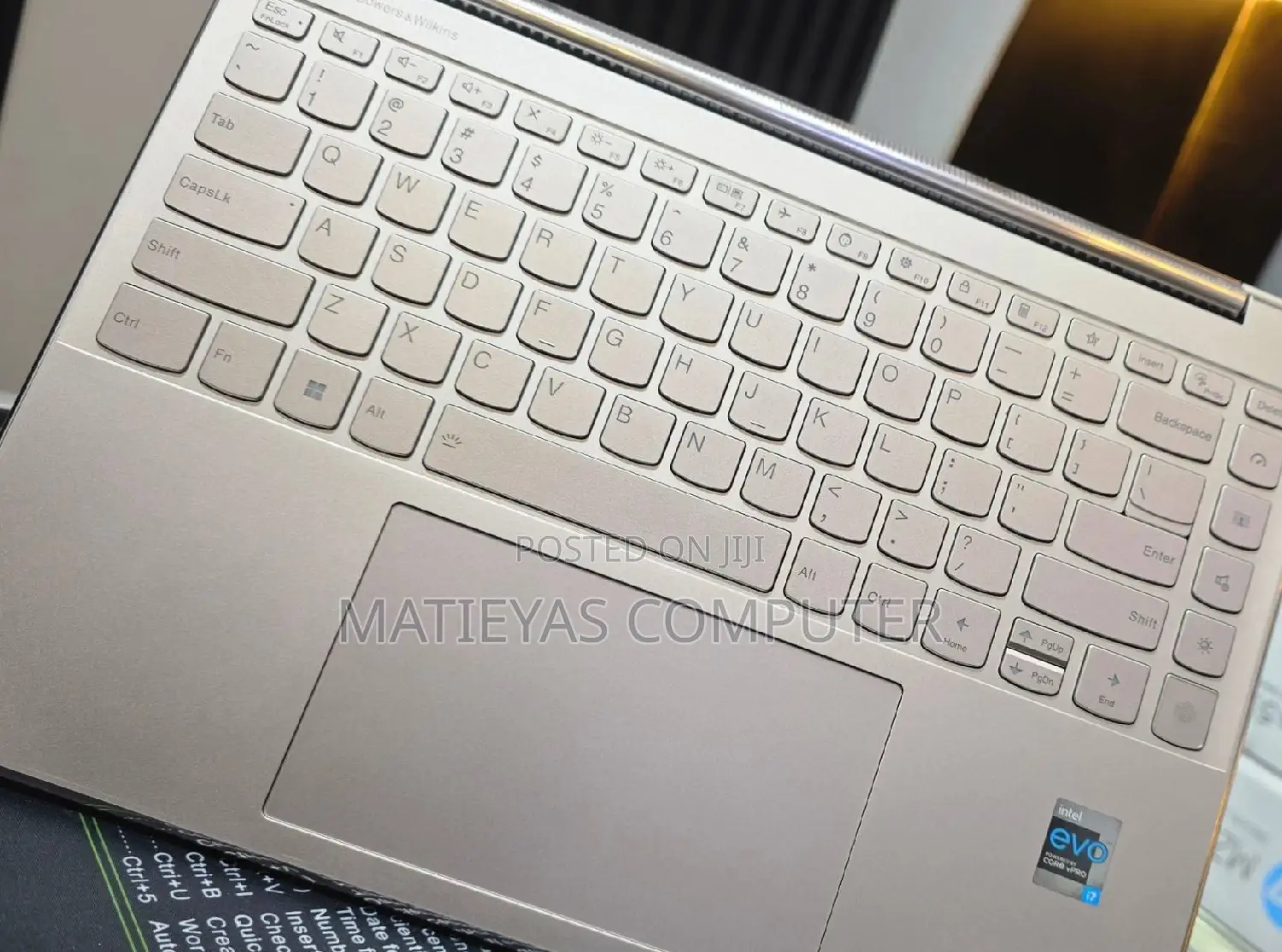 New Laptop Lenovo Yoga 9i 16GB Intel Core I7 SSD 512GB