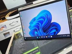 Photo - New Laptop Lenovo Yoga 9i 16GB Intel Core I7 SSD 1T