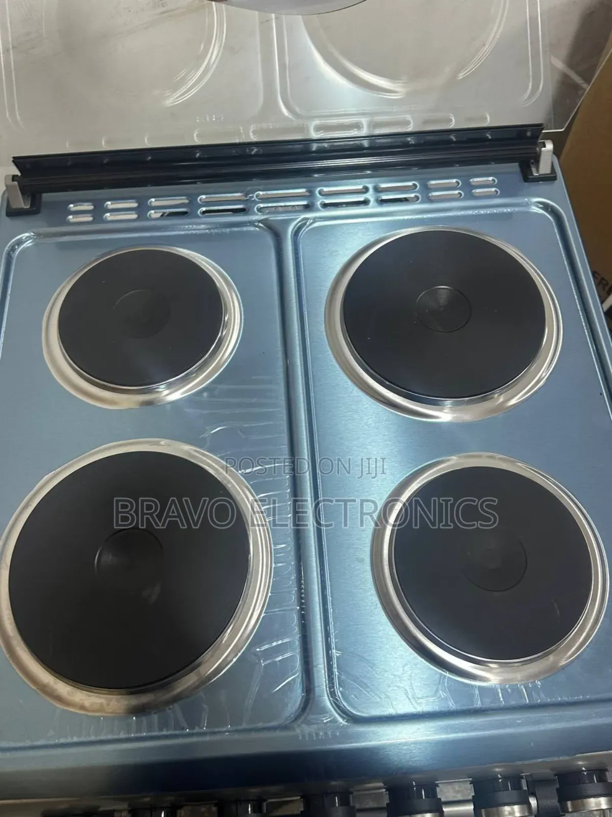 Delta Stainless Steel Oven – Modern Design, Powerful Performance