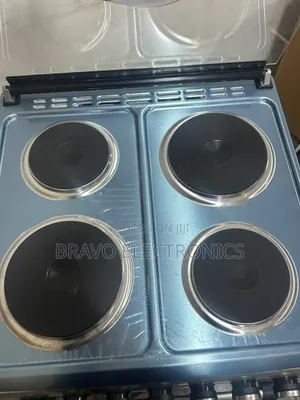 Delta Stainless Steel Oven – Modern Design, Powerful Performance