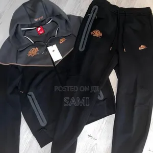 Nike Tech Fleece