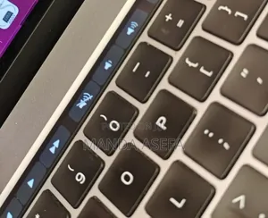 New Laptop Apple MacBook Pro 2019 16GB Intel Core I7 SSD 512GB