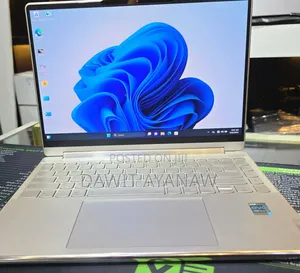 Photo - New Laptop Lenovo Yoga 9i 16GB Intel Core I7 SSD 1T