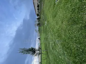 ለሽያጭ የቀረበ 4,330ካሬ መሬት በመሀል አዲስ አበባ!