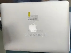 New Laptop Apple MacBook Pro 2015 8GB Intel Core I5 SSD 256GB