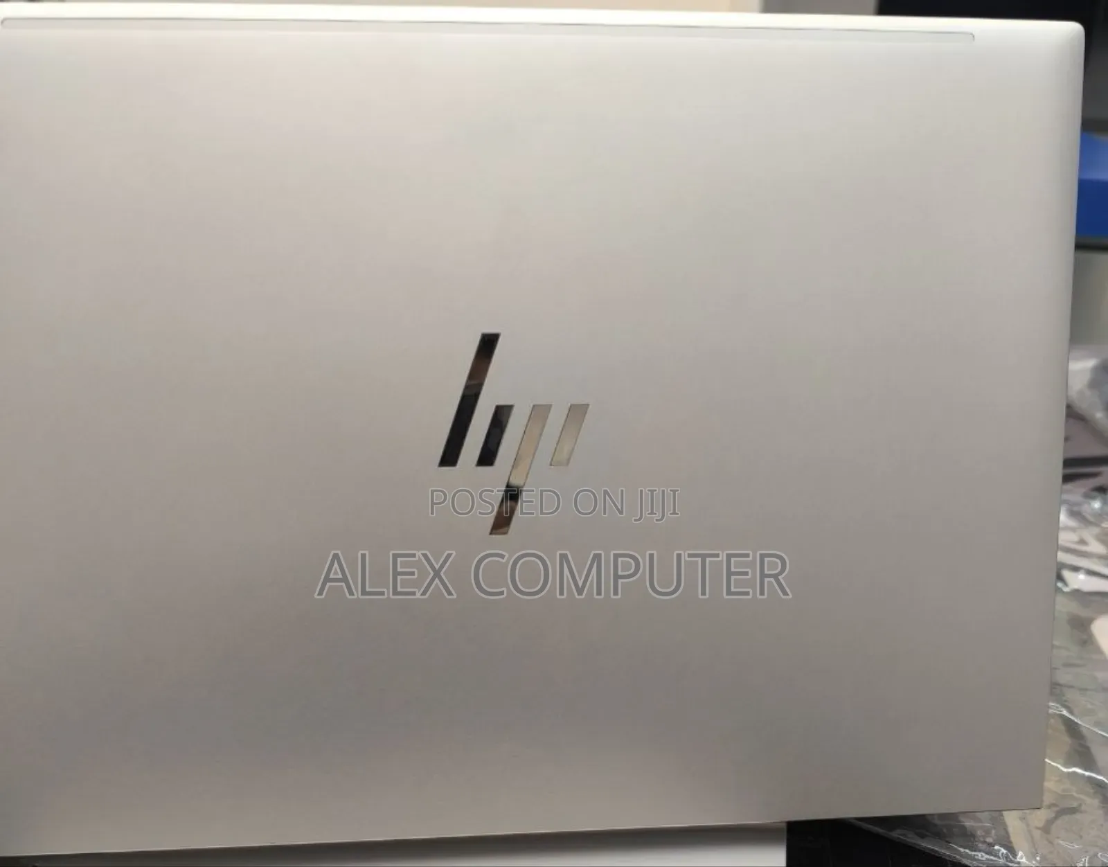New Laptop HP EliteBook 840 G9 16GB Intel Core I7 SSD 512GB