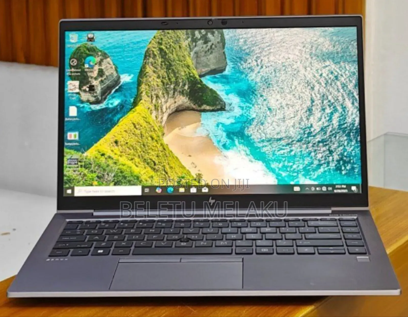 New Laptop HP ZBook Firefly G8 16GB Intel Core I7 SSD 512GB