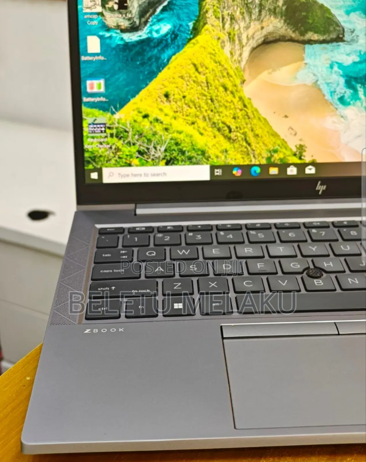 New Laptop HP ZBook Firefly G8 16GB Intel Core I7 SSD 512GB