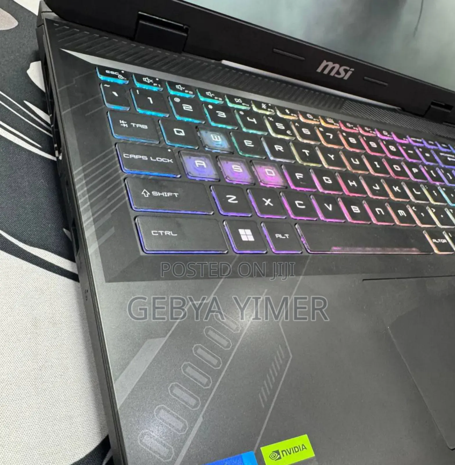 New Laptop MSI Crosshair 15 8GB Intel Core I7 SSD 1T