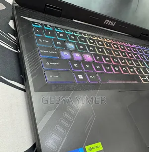 New Laptop MSI Crosshair 15 8GB Intel Core I7 SSD 1T