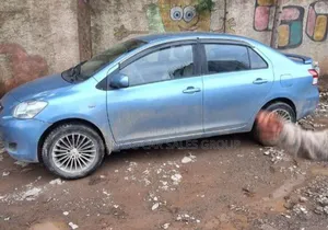 Toyota Yaris 2011 Blue