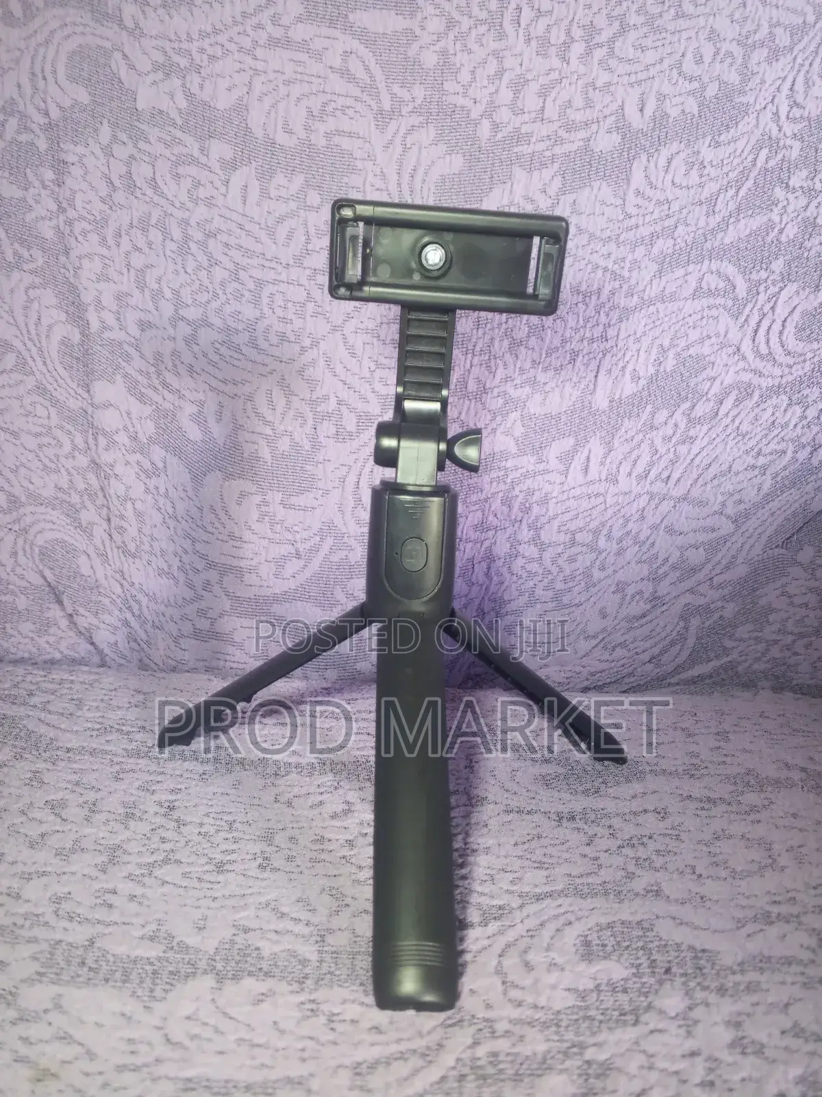 Selfie Stick With Tripod