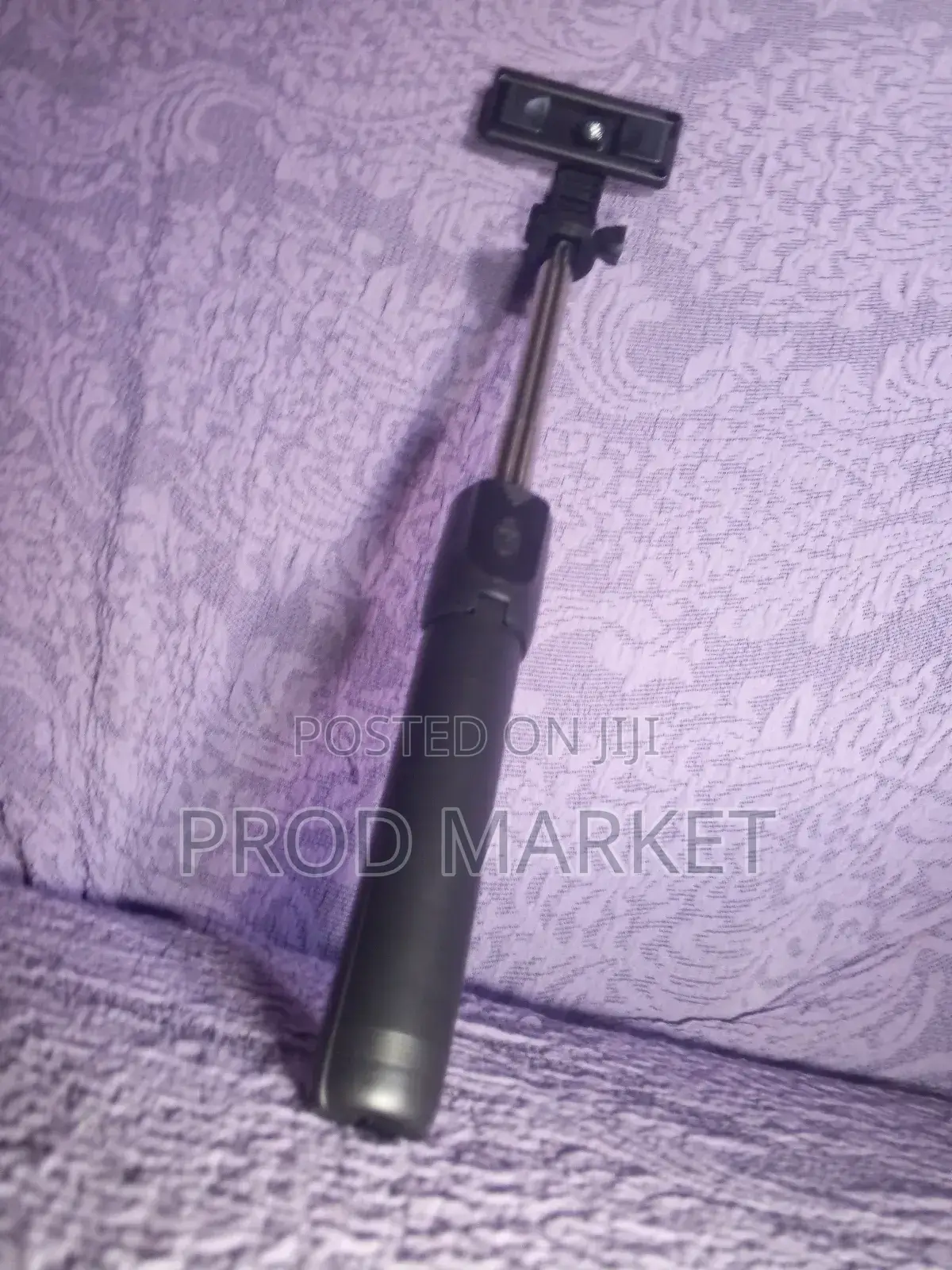 Selfie Stick With Tripod