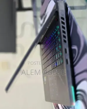 New Laptop Asus ROG Strix SCAR 15 16GB Intel Core I9 SSD 1T