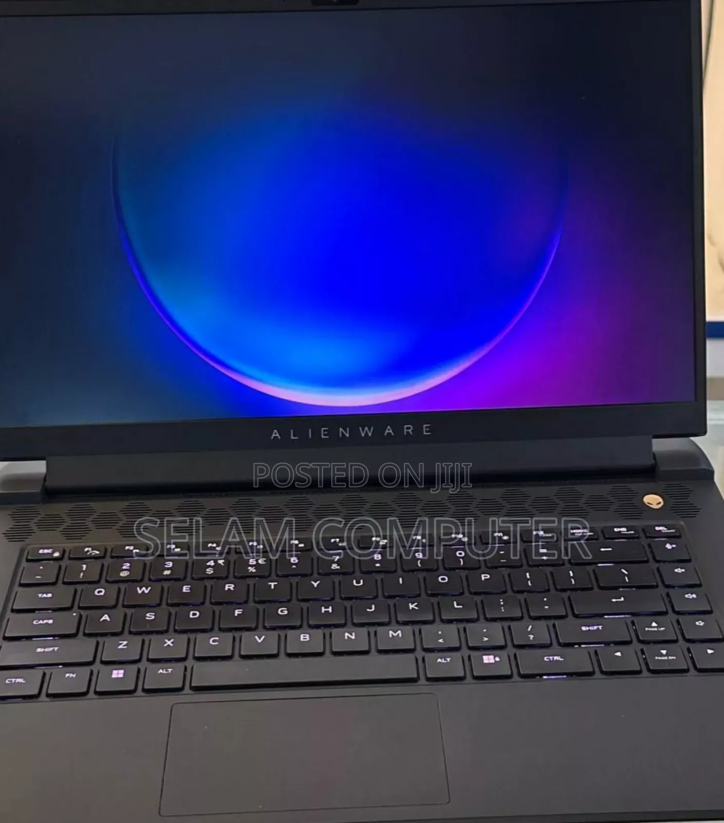 New Laptop Alienware Area-51m 16GB Intel Core Ultra 5 SSD 512GB