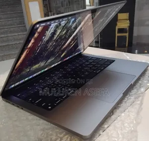 New Laptop Apple MacBook Pro 2021 M1 16GB Apple M1 Pro SSD 512GB