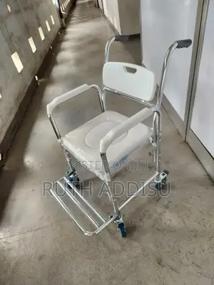 Wheelchair膊我commode Wheelchair映入toilet Wheelchair元首wheelchair Commode