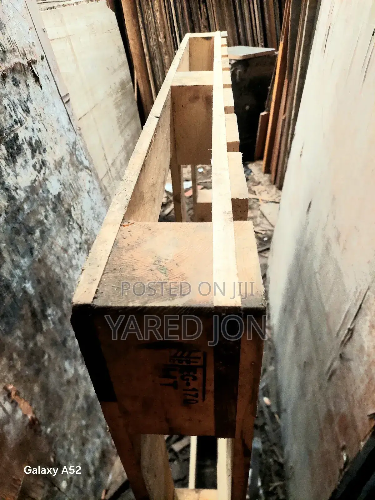Pallet Jiji Wood