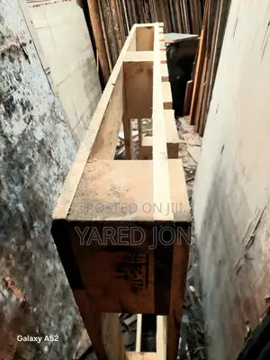 Pallet Jiji Wood