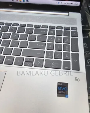 New Laptop HP Pavilion 11 16GB Intel Core I7 SSD 1T