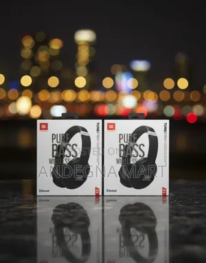 Photo - JBL 850bt: More Music, Less Noise