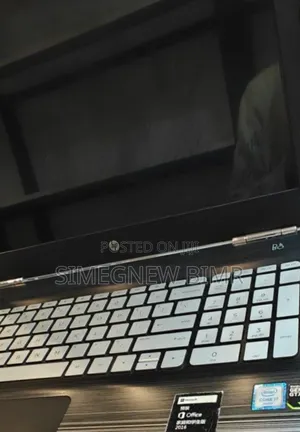 Photo - New Laptop HP Pavilion 15 8GB Intel Core I7 SSD 512GB