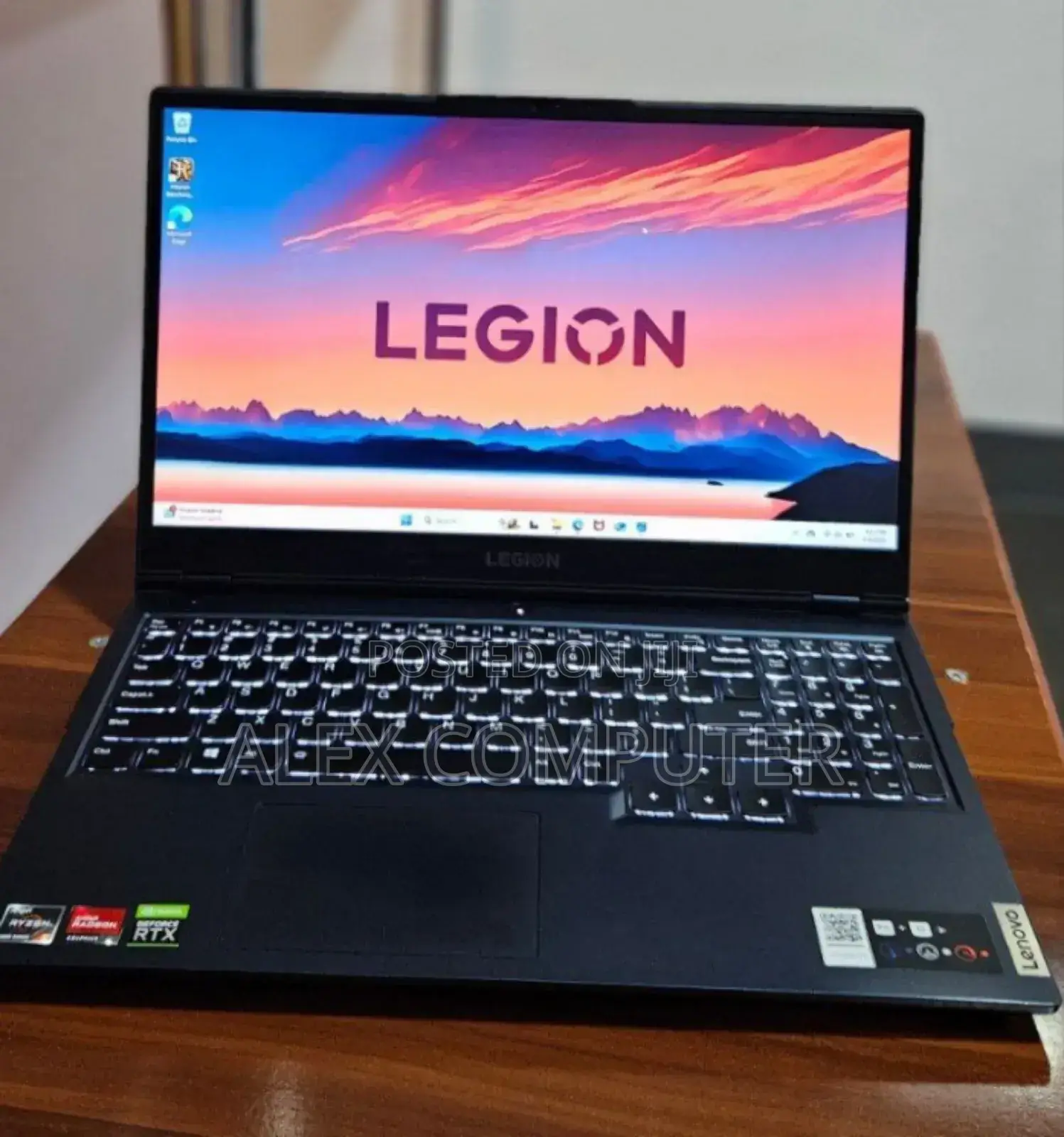 New Laptop Lenovo Legion 5 16GB AMD Ryzen 5 SSD 512GB