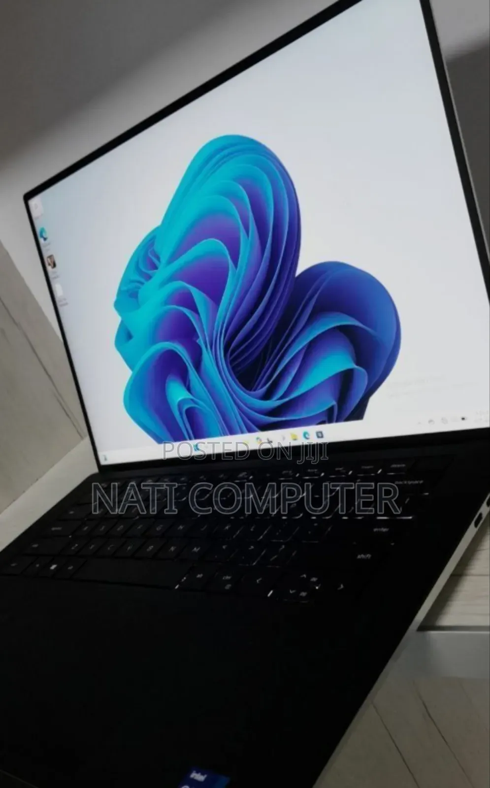 New Laptop Dell XPS 15 16GB Intel Core I7 SSD 512GB