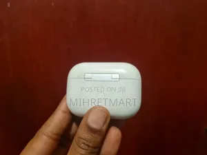 Photo - Original Apple Airpod Pro