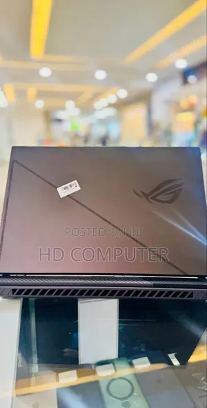 New Laptop Asus 1015E 16GB Intel Core I7 SSD 1T