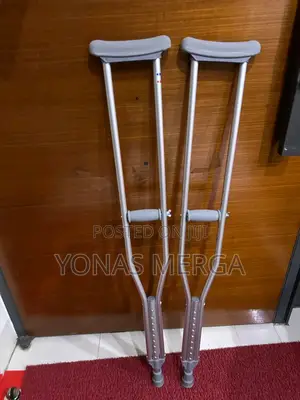 Photo - Adjust Forearm Crutches甿፬perfect Condition₲叉crutches~瓶walking Crutches